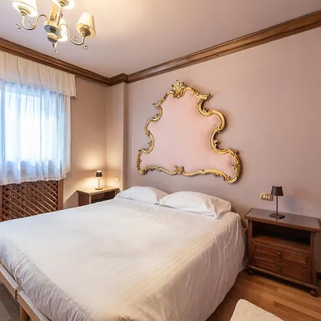 Casa Cavallino, In Centro A Cortina Dampezzo Cortina dʼAmpezzo